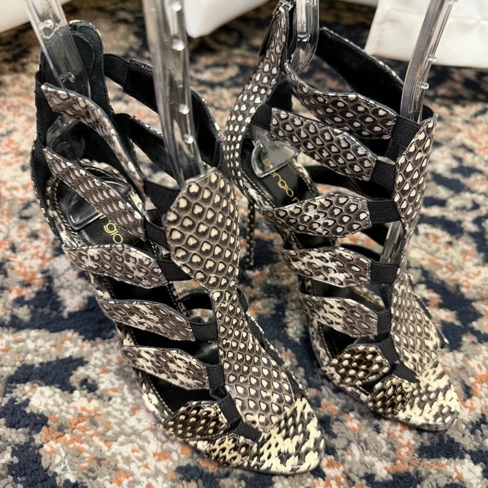 NWOT Sergio Rossi ‘Meccano Elaphe’ Cutout Heeled Sandals in Cream & Gray Snake 5